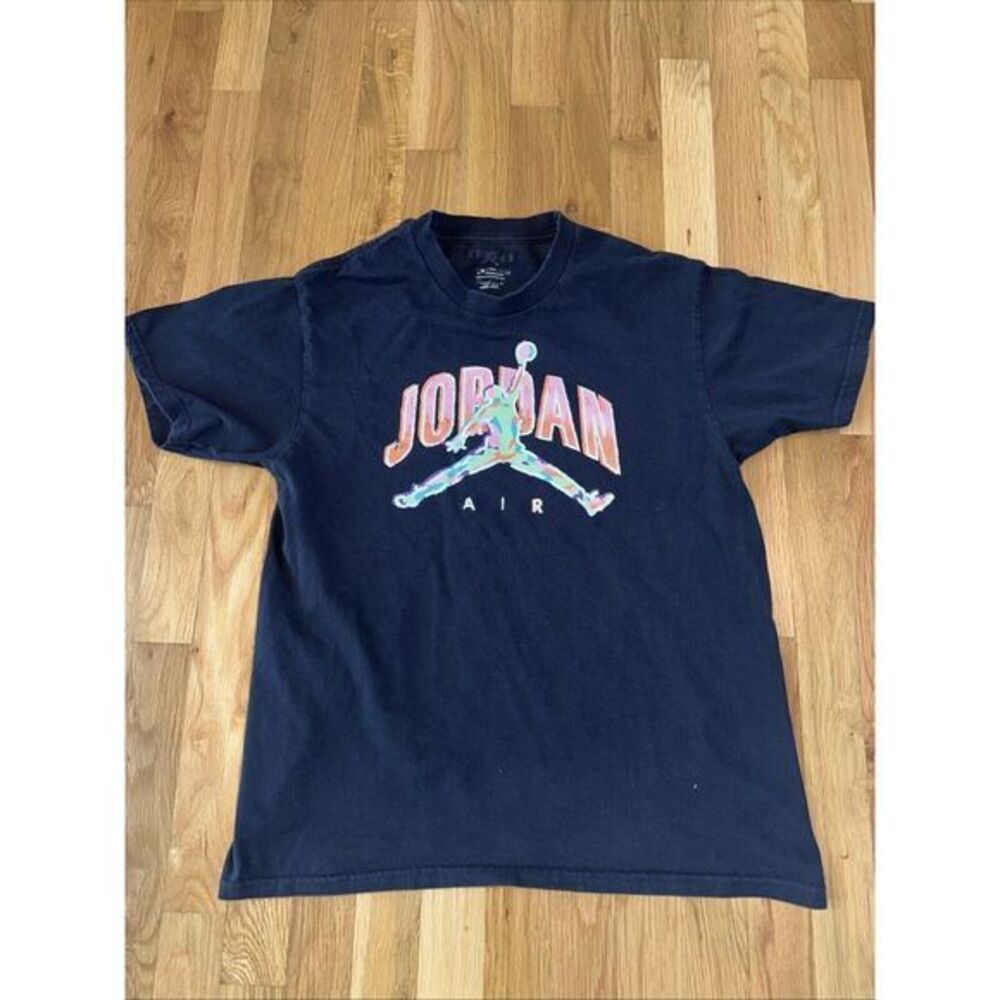 Air Jordan Neon Graphic T-Shirt Adult M Black Nike Streetwear Standard Fit‎